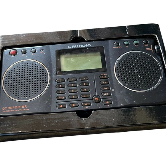 Eton Grundig G2 Reporter AM FM Shortwave Radio 4GB Micro SD NG2B Excellent Con. - Picture 5 of 7